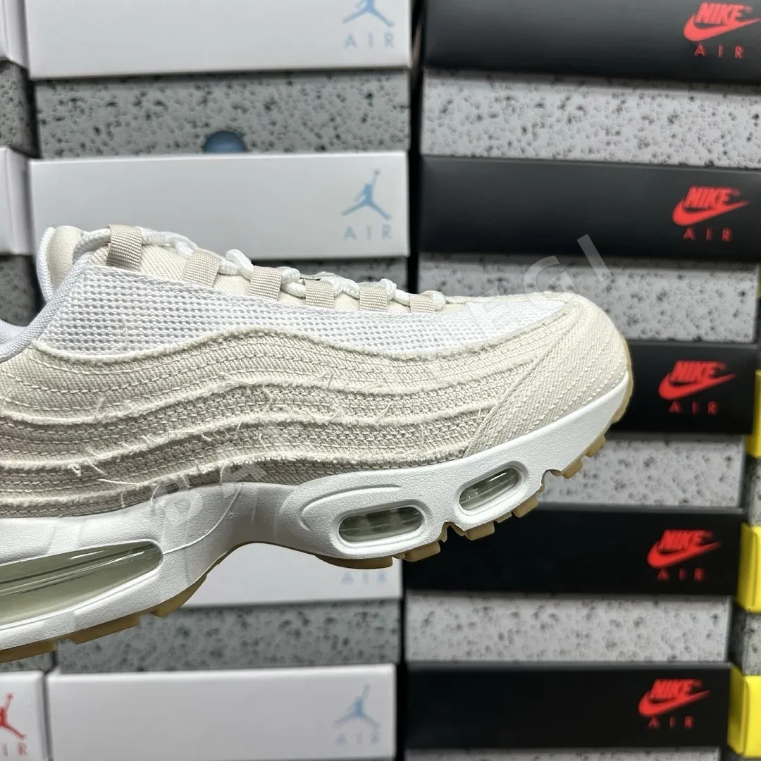 나이키 [GX] 에어 맥스 95 OG IM4743-100 201717 Nike Air Max 95 OG Light Orewood Brown 상세 이미지 3