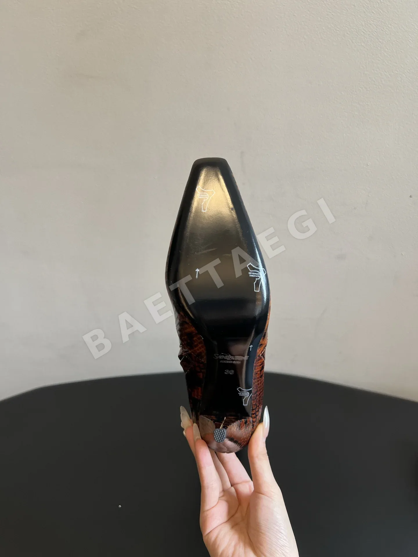 생로랑 부츠 스퀘어 토 상세 이미지 5