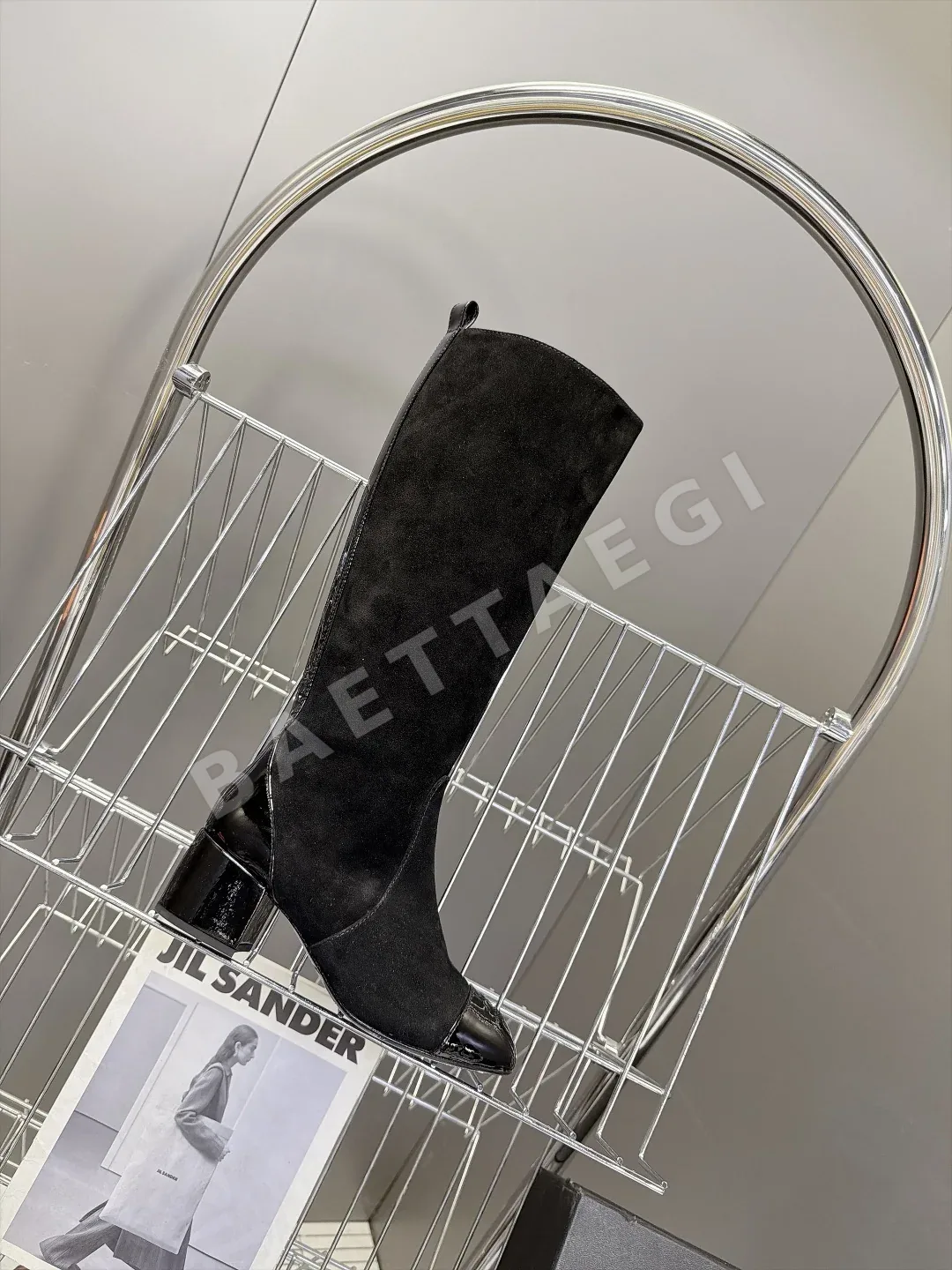 샤넬 부츠 램스킨 진주 더블 C 로고 힐 상세 이미지 5