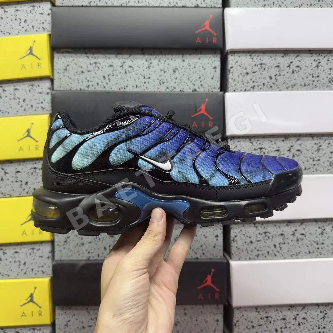 나이키 [BD] 에어 맥스 플러스 블루 레드 FV0393-001 201918 Nike Air Max Plus 25th Anniversary 상세 이미지 4