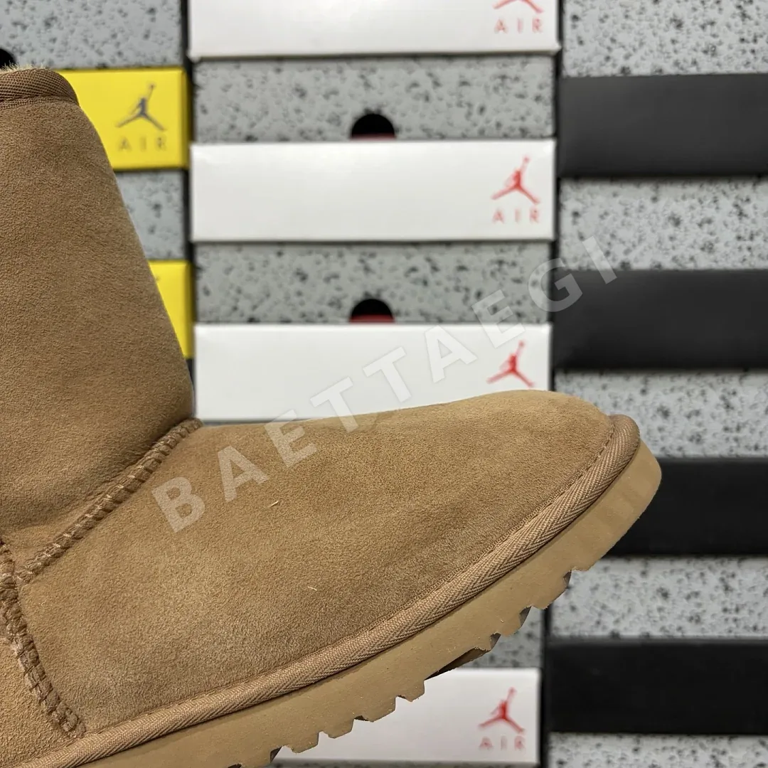 어그 [TOP] 208886 UGG Classic 5825 -6223 상세 이미지 4