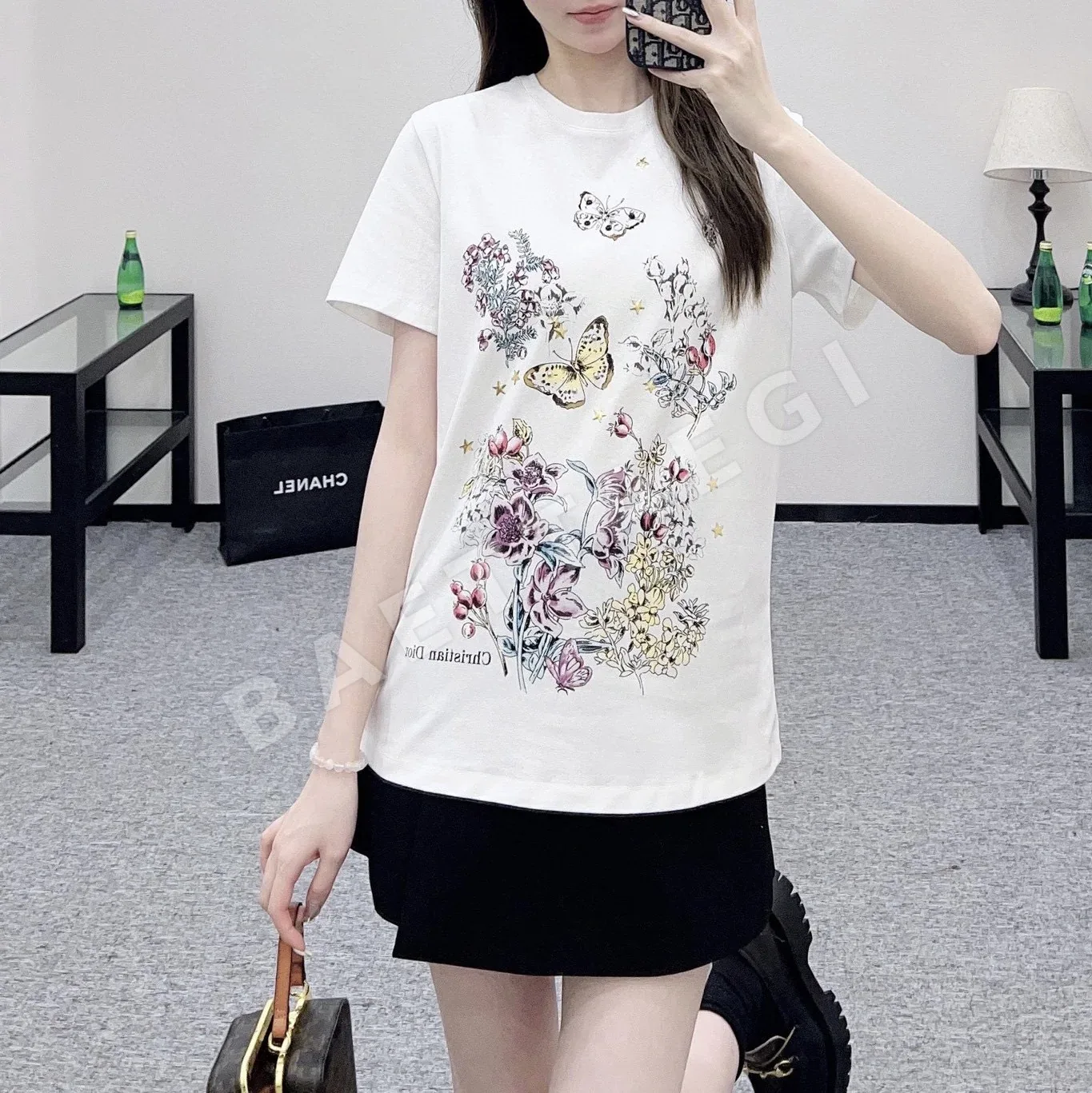디올 여성 반팔 티셔츠 51477