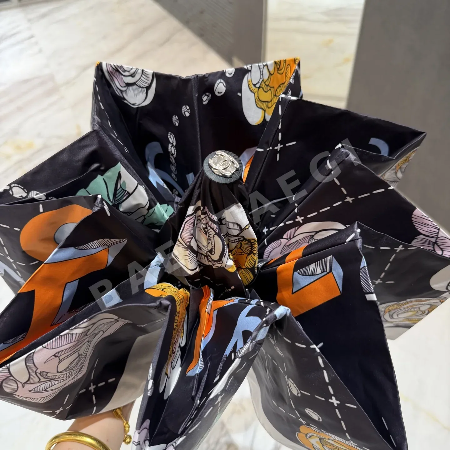 샤넬 우산 85303 Chanel Umbrella 상세 이미지 4