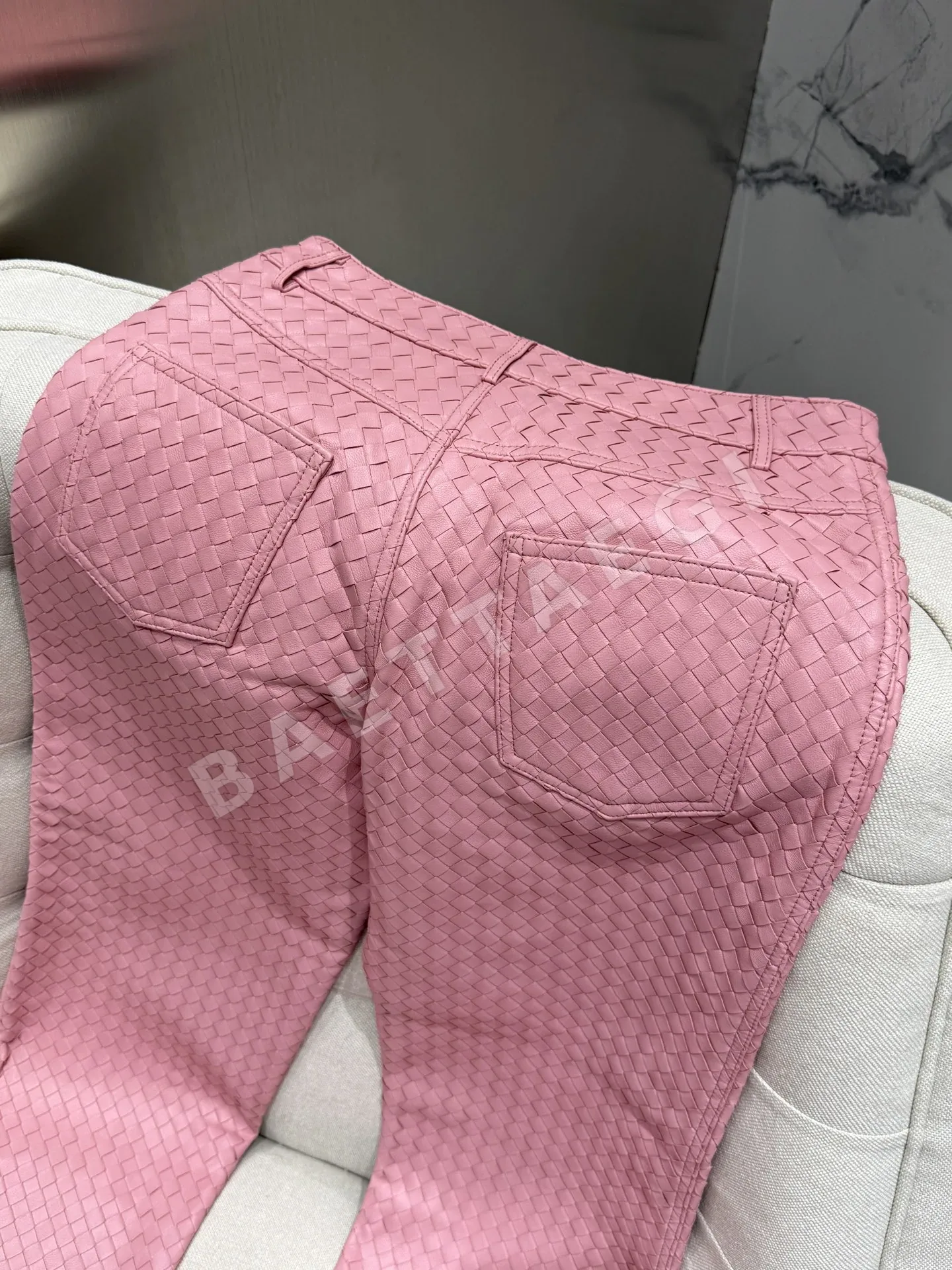 보테가베네타 양가죽 와이드 바지 상세 이미지 9