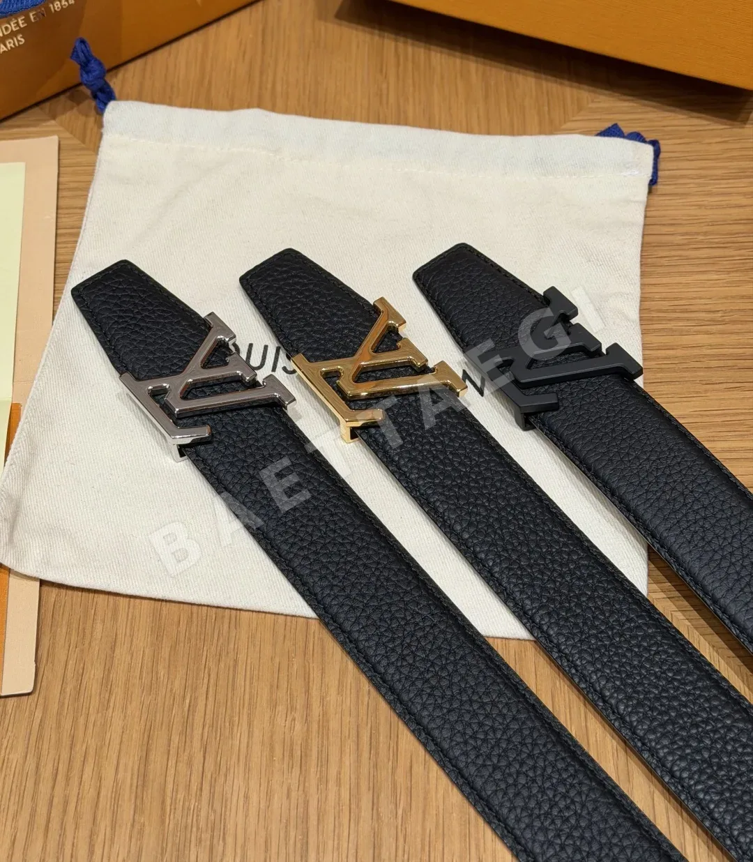 루이비통 헤리티지 리버시블 가죽 벨트 상세 이미지 3