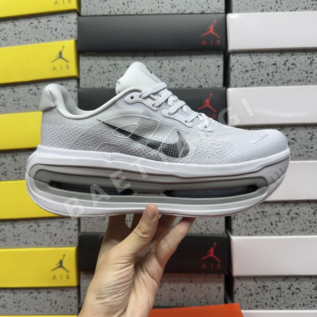 나이키 [5A] 보메로 프리미엄 HQ2050-104 201800 Nike Vomero Premium Grey Fog Dark Obsidian 상세 이미지 4