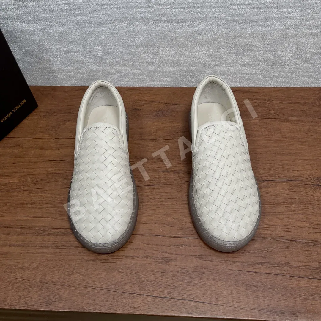 보테가베네타 로퍼 남성 베이지 카프스킨 상세 이미지 2