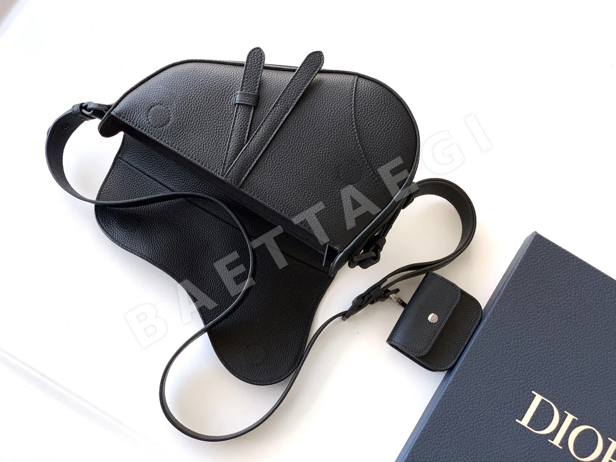 디올 블랙 오블리크 그레인 카프스킨 숄더백 상세 이미지 5