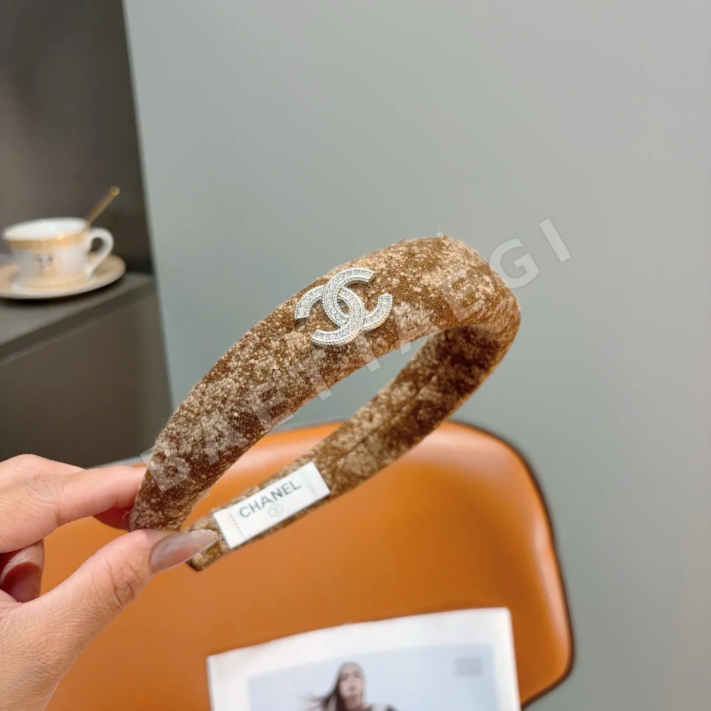 샤넬 레트로 헤어밴드 악세사리 상세 이미지 4