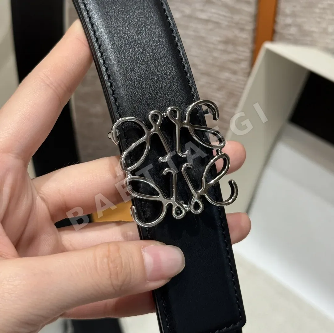 로에베 아나그램 양면 가죽 벨트 상세 이미지 5