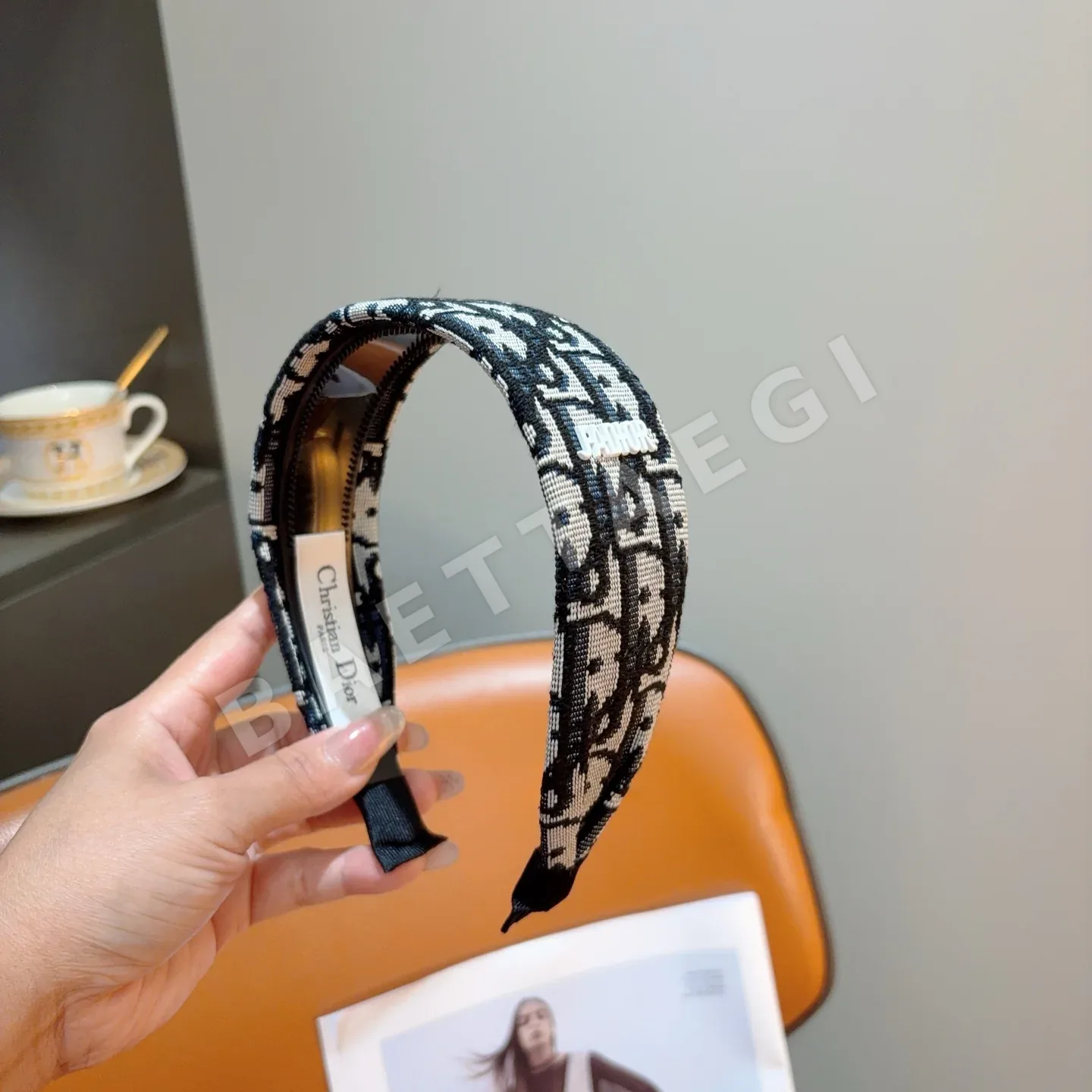 디올 D형 헤어밴드 상세 이미지 2