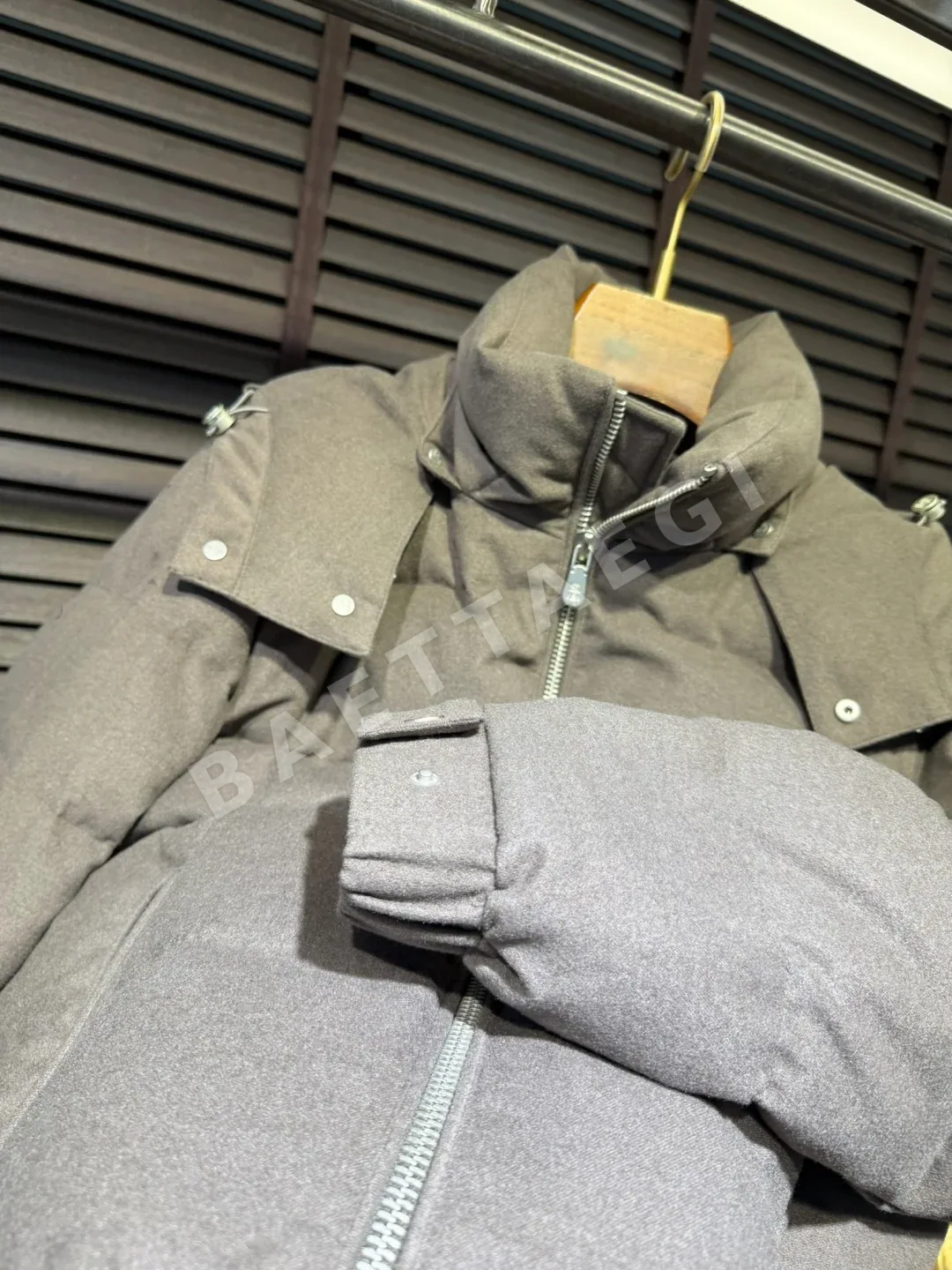 브루넬로쿠치넬리 울 구스다운 패딩 점퍼 상세 이미지 7