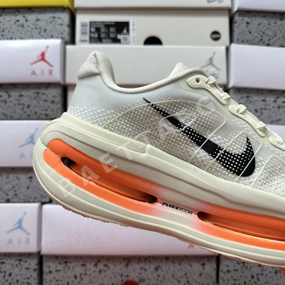 나이키 [5A] 보메로 프리미엄 옐로우 오렌지 HQ2050-100 201621 Nike Vomero Premium 상세 이미지 3