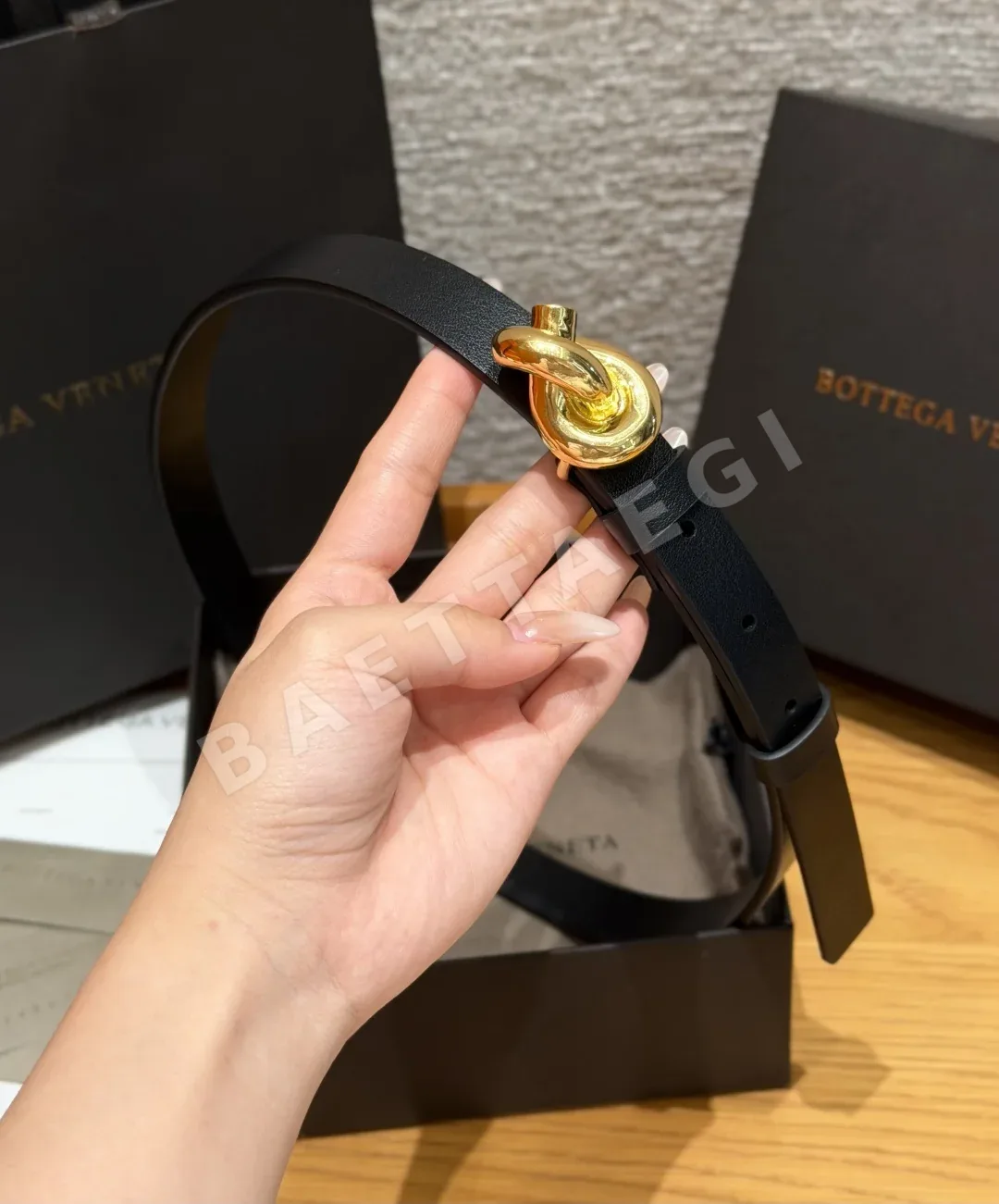 보테가베네타 로프 노트 가죽 벨트 상세 이미지 4