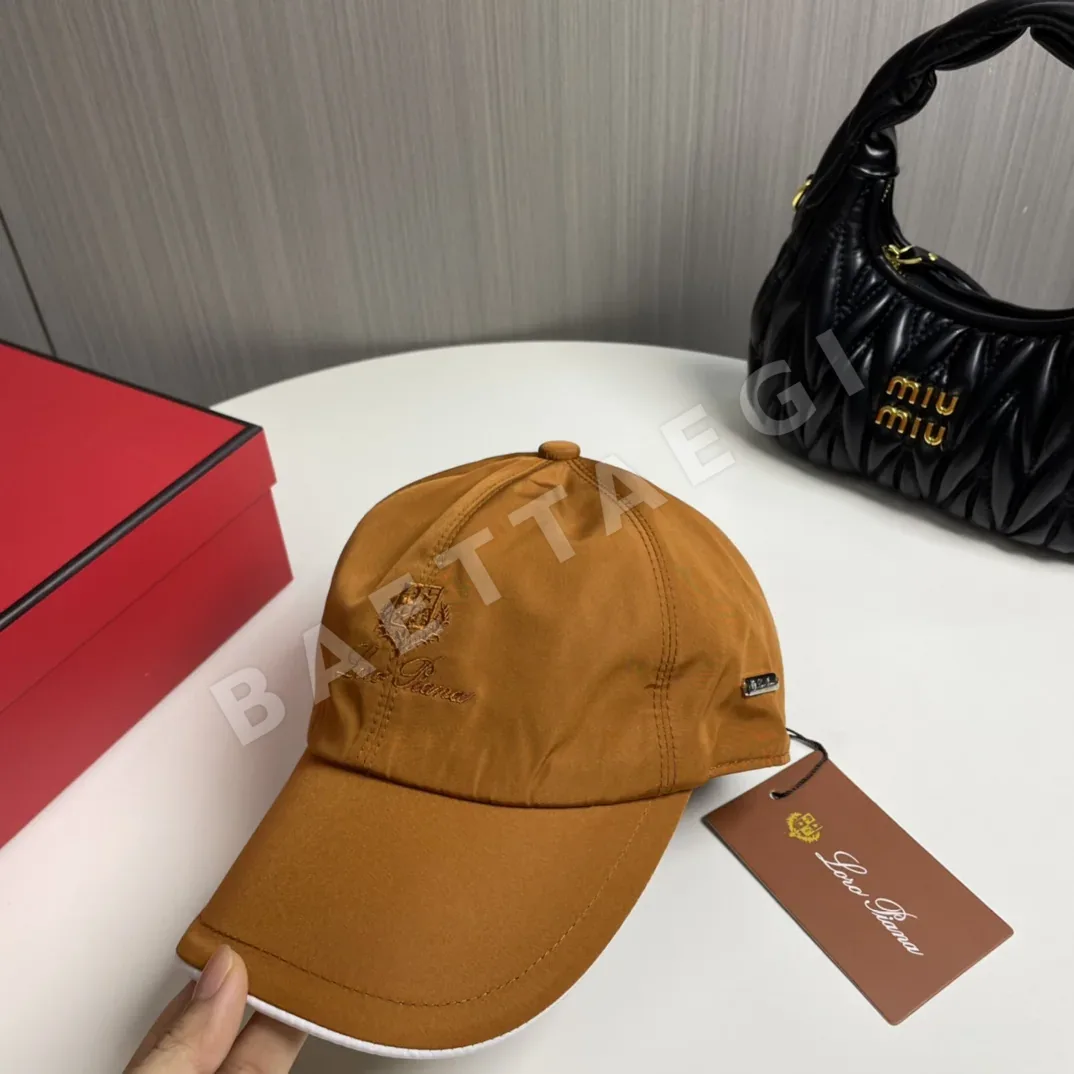 로로피아나 베이스볼 캡 상세 이미지 2