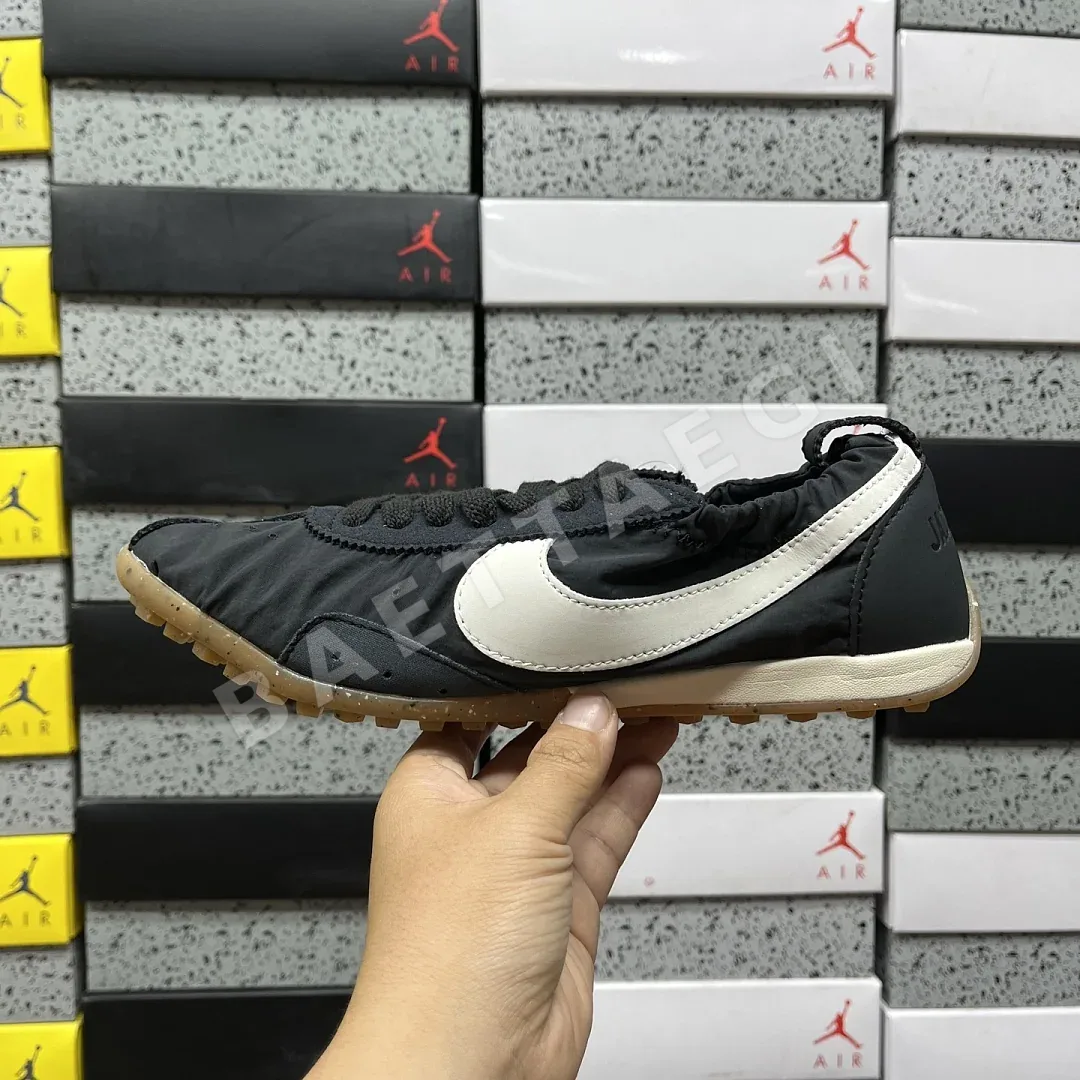 나이키 [YJ] HV8547-001 201605 Nike Moon Shoe SP Jacquemus Off Noir 상세 이미지 6