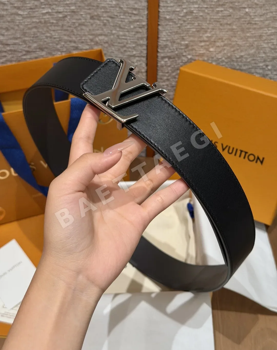 루이비통 옵틱 40mm 리버시블 소가죽 벨트 상세 이미지 3