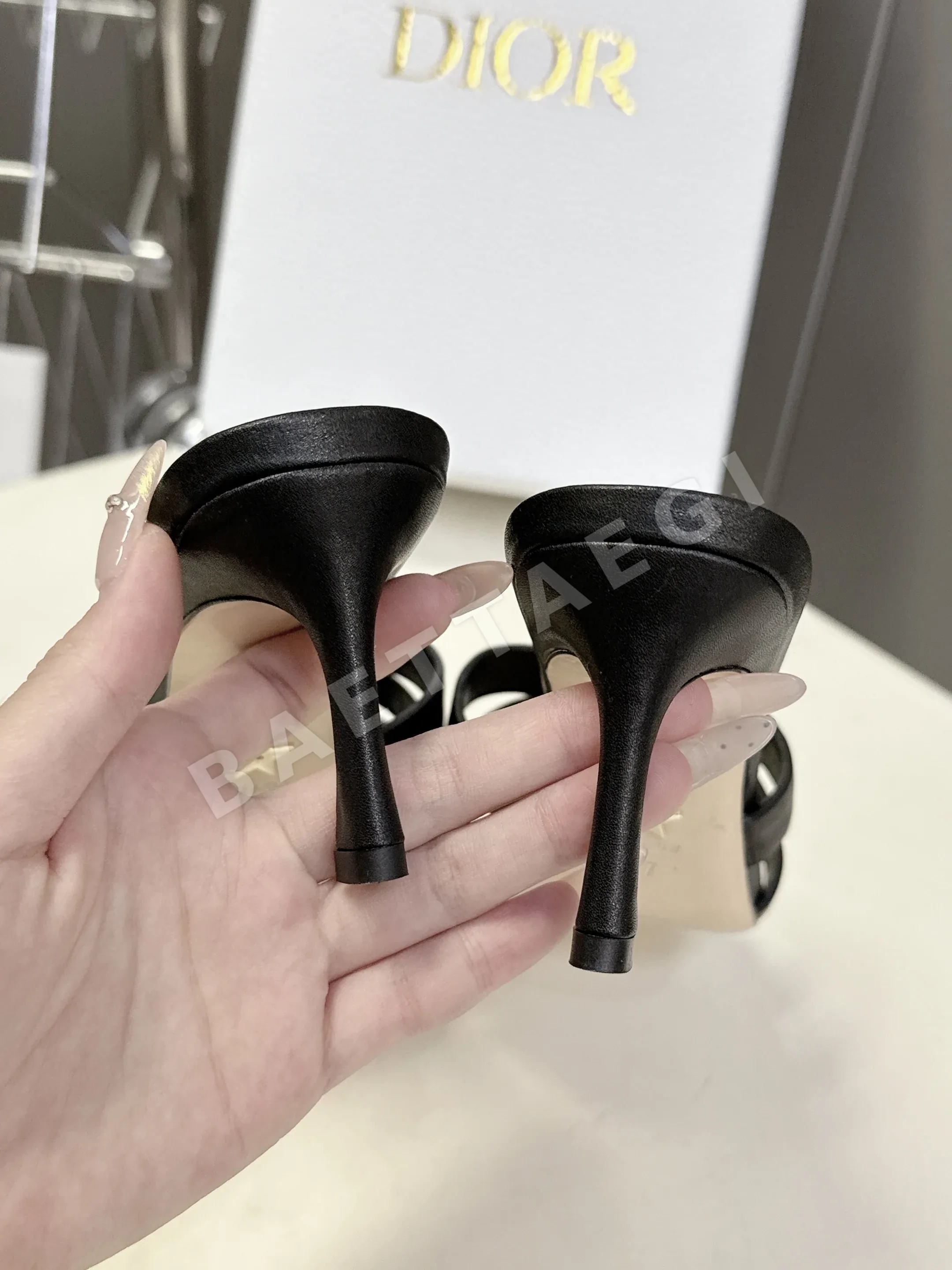 디올 신발 8798 상세 이미지 18
