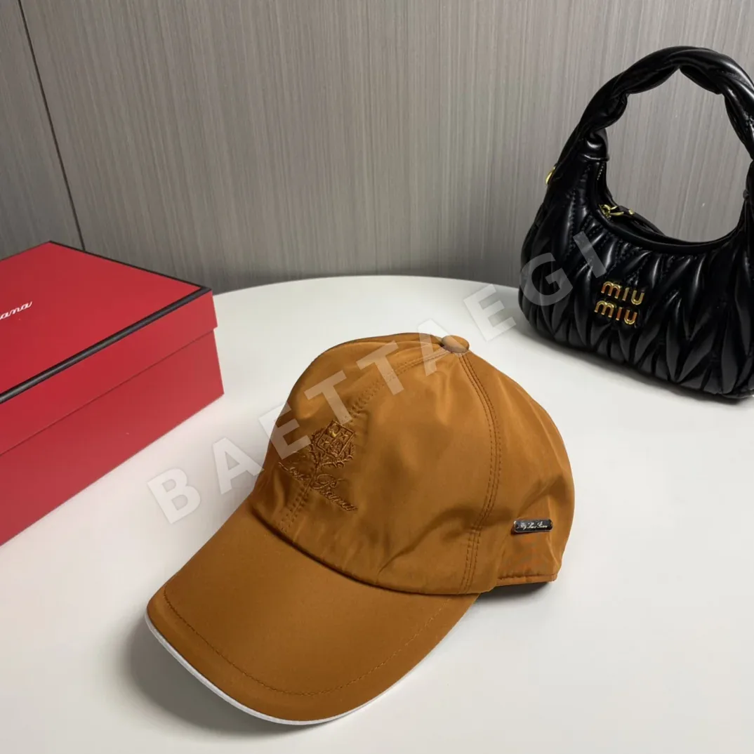 로로피아나 베이스볼 캡 상세 이미지 6