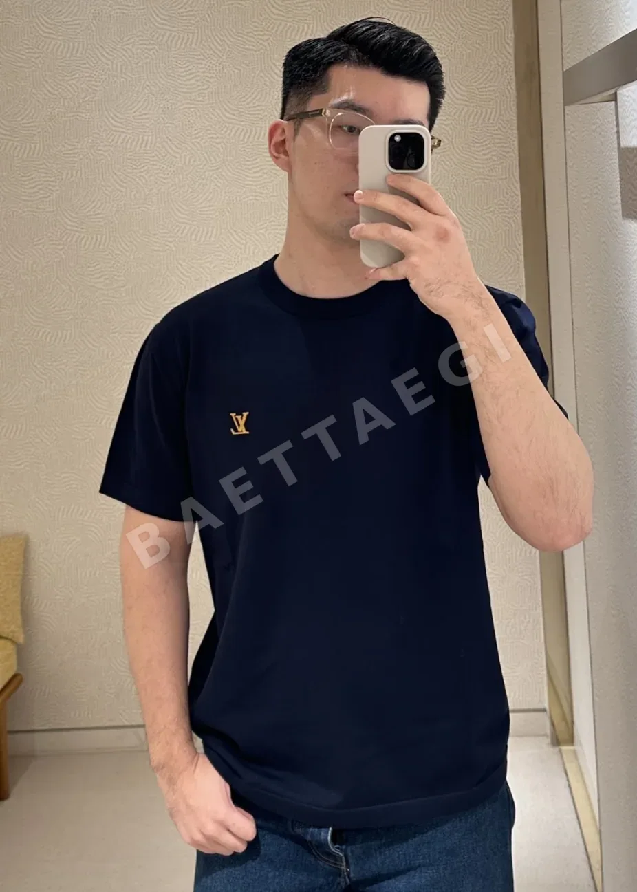 루이비통 네이비 블루 로고 반팔 티셔츠 상세 이미지 7