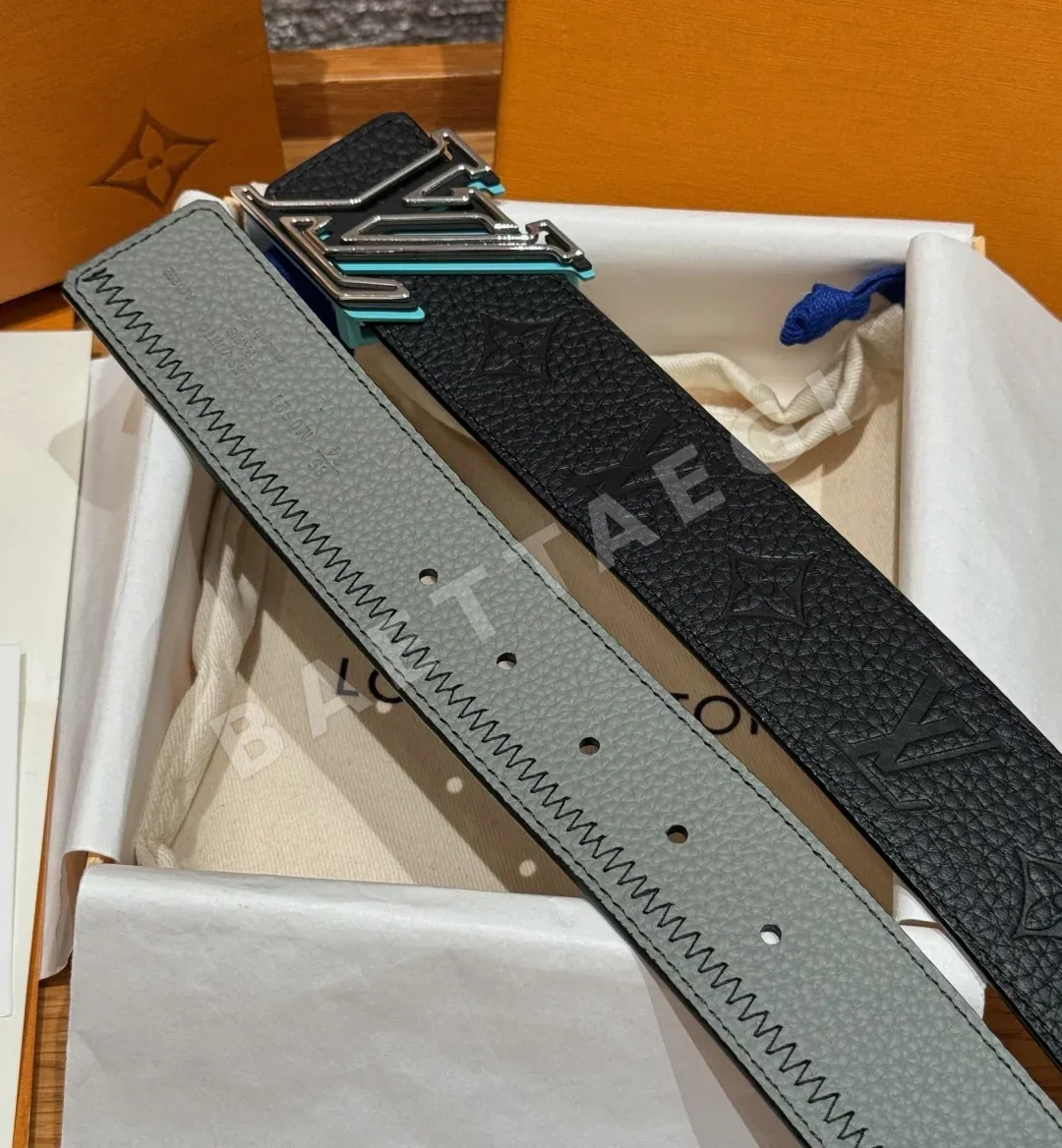 루이비통 JD350 이니셜 40mm 리버시블 소가죽 벨트 상세 이미지 6
