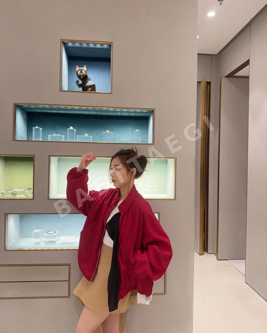 로에베 여성 자켓 상세 이미지 2