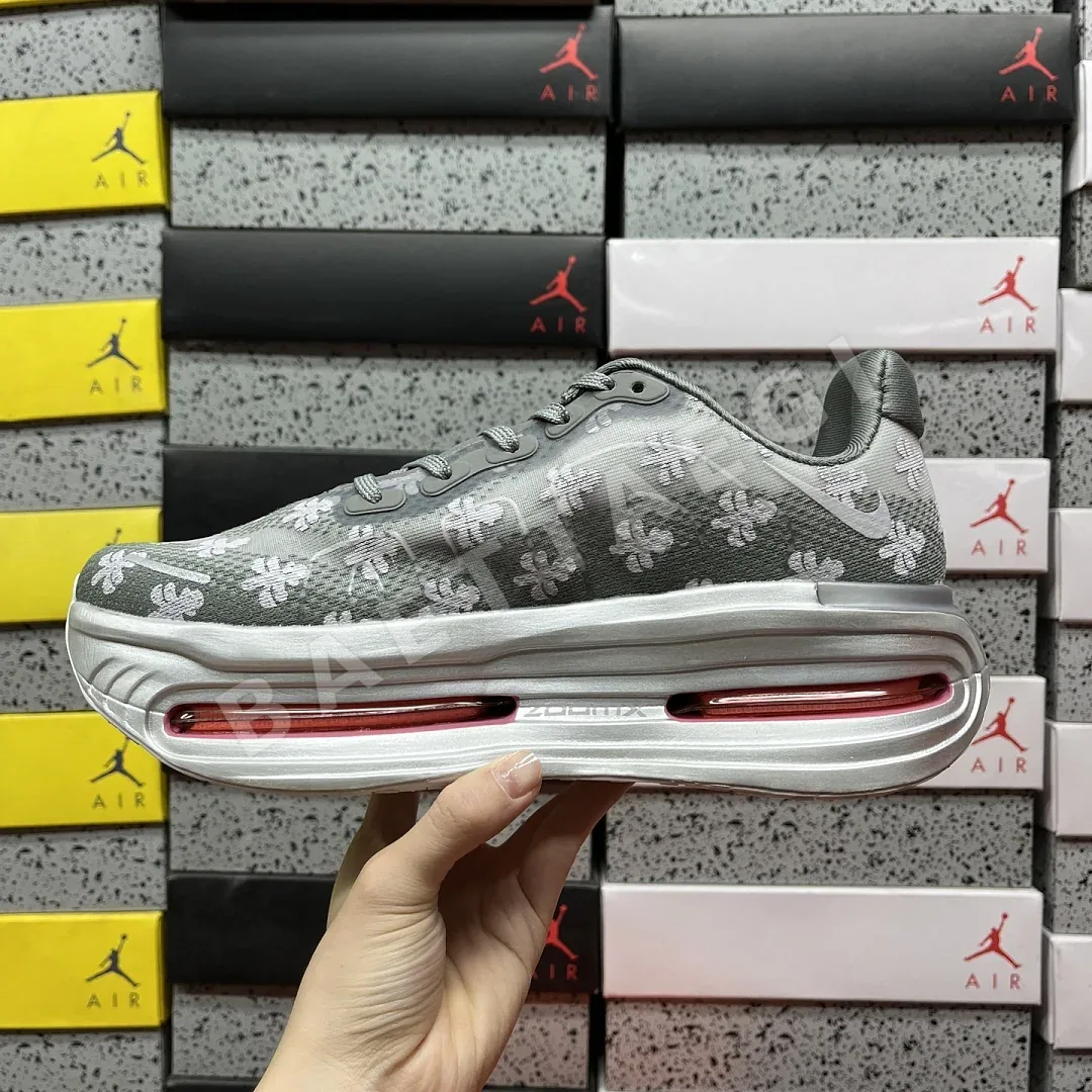 나이키 [CG] 보메로 프리미엄 IO0028-001 201997 Nike Vomero Premium 상세 이미지 6