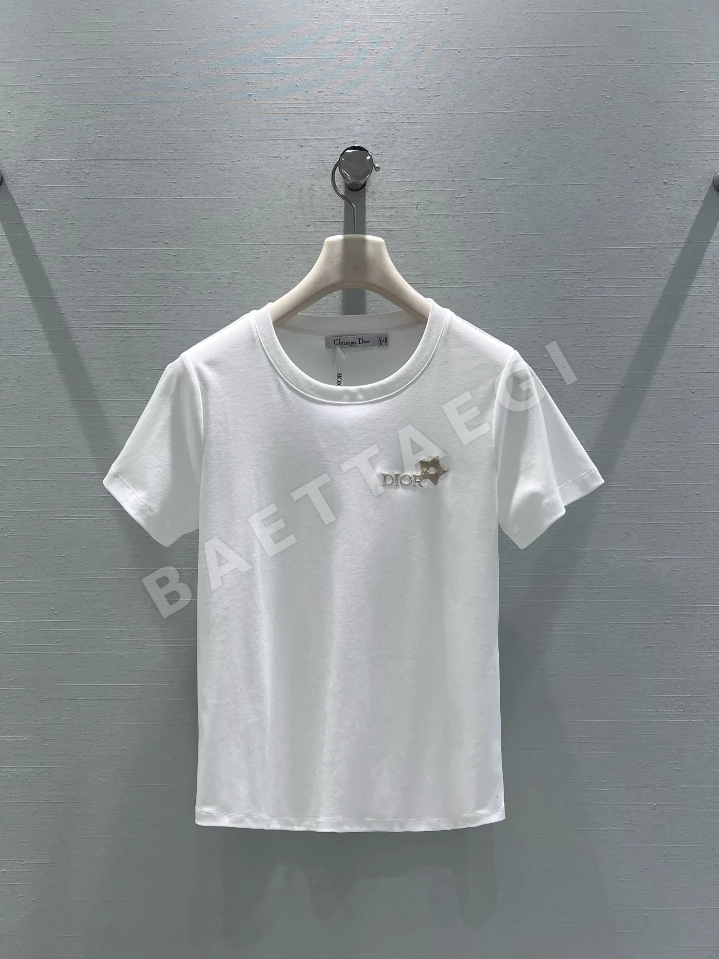 디올 여성 스타 자수 라운드넥 반팔 티셔츠 54264