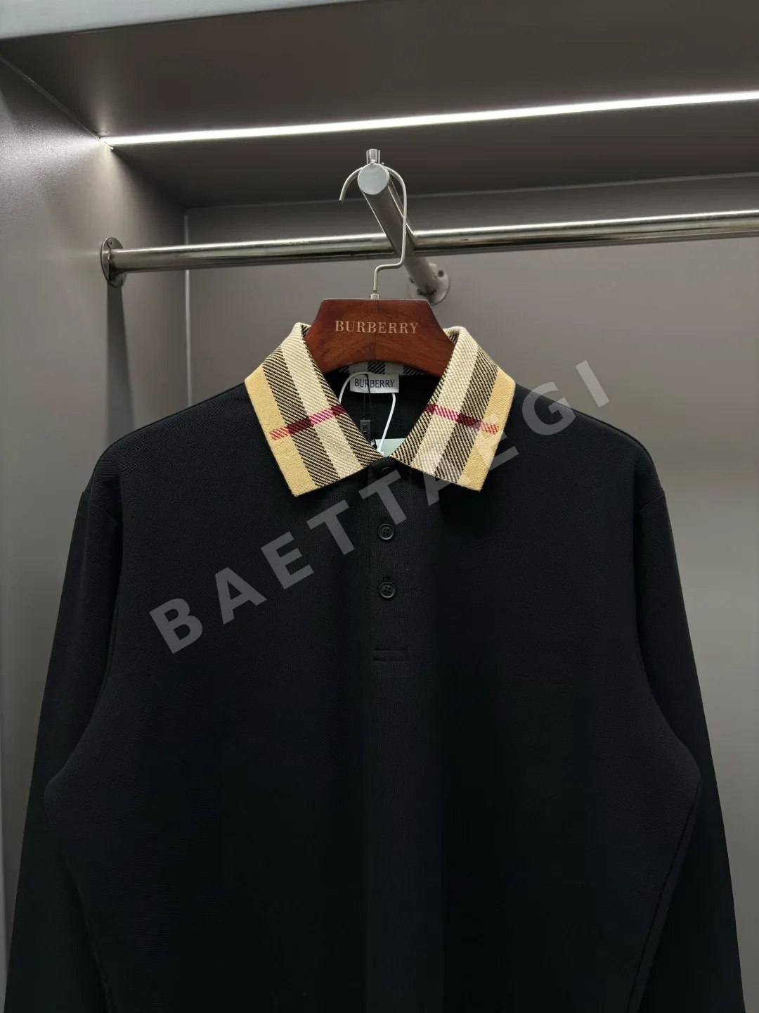 버버리 체크 카라 피케 코튼 긴팔 폴로셔츠 상세 이미지 2