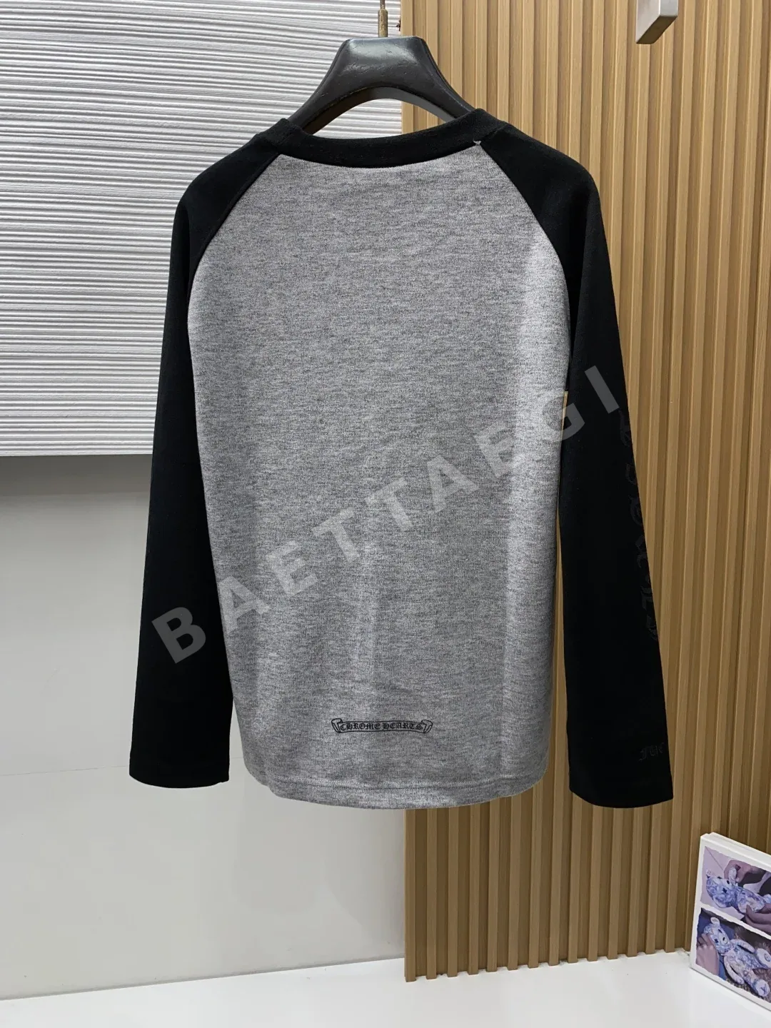 크롬하츠 남성 크루넥 긴팔 티셔츠 상세 이미지 9