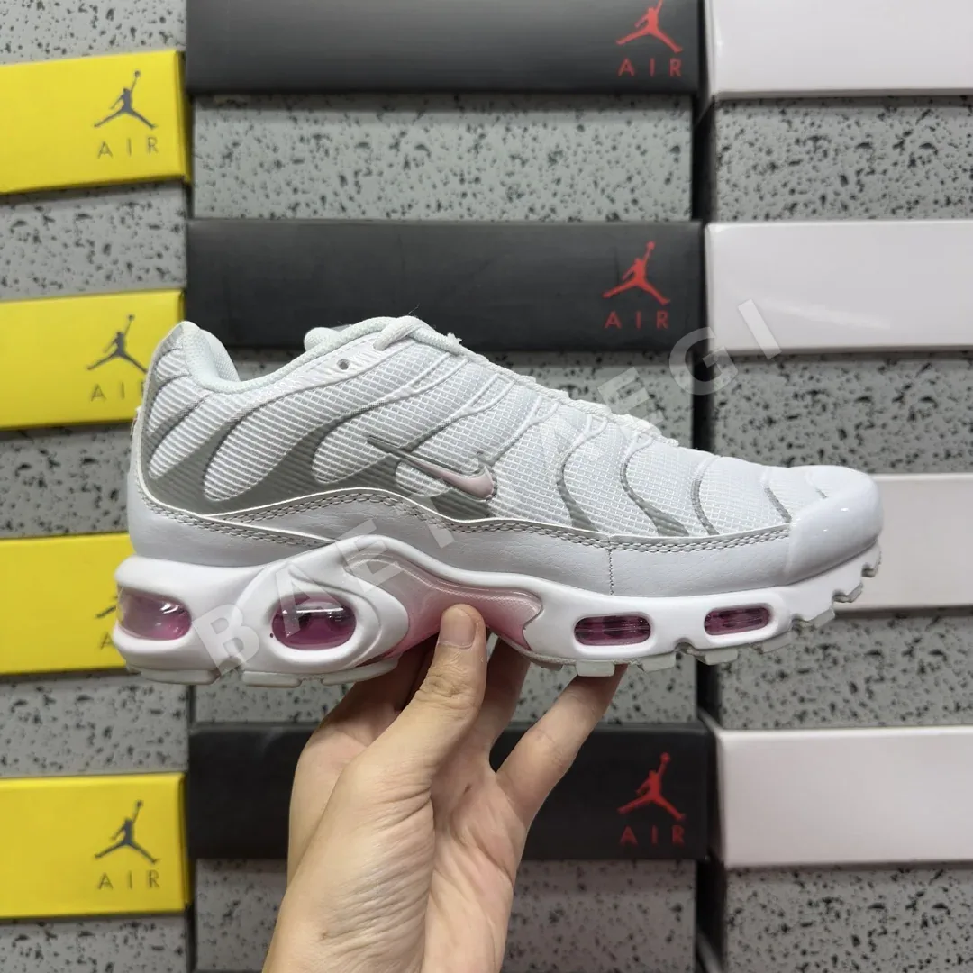 나이키 [BD] 에어 맥스 플러스 HF0107-100 201904 Nike Air Max Plus Summit White Pink Rise 상세 이미지 7
