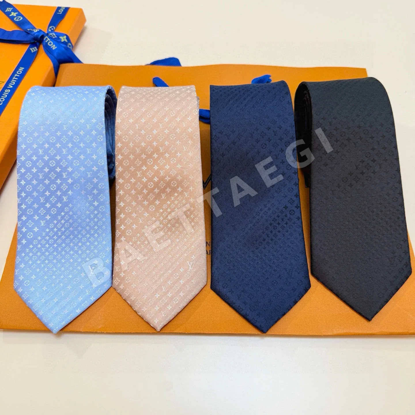 루이비통 넥타이 90096 Louis Vuitton Accessories