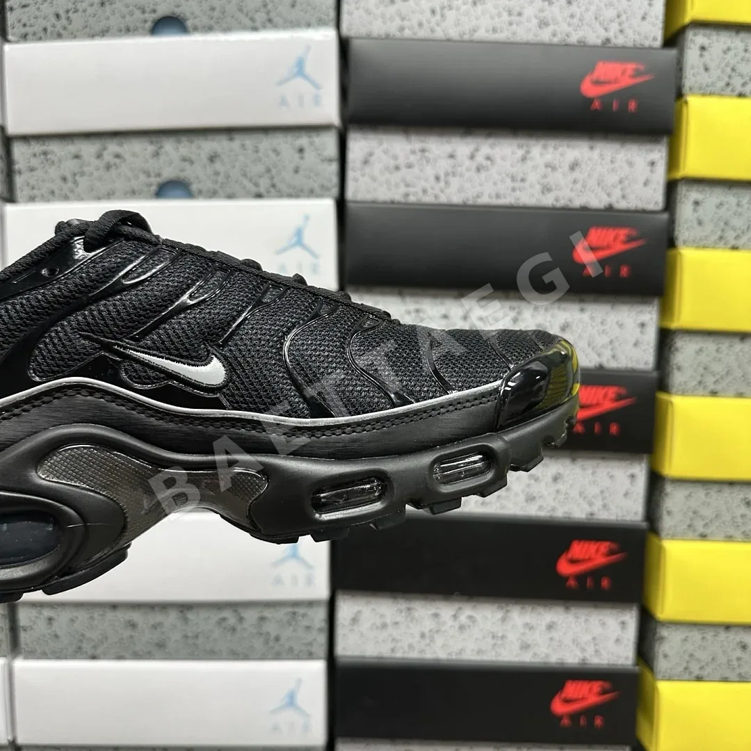 나이키 [DF] 에어 맥스 플러스 OG HV8066-002 201691 Nike Air Max Plus OG Black Reflective 상세 이미지 2