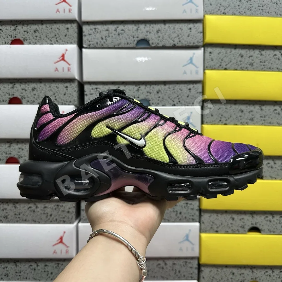 나이키 [DF] 에어 맥스 플러스 DZ3670-006 201513 Nike Air Max Plus Northern Lights 상세 이미지 10