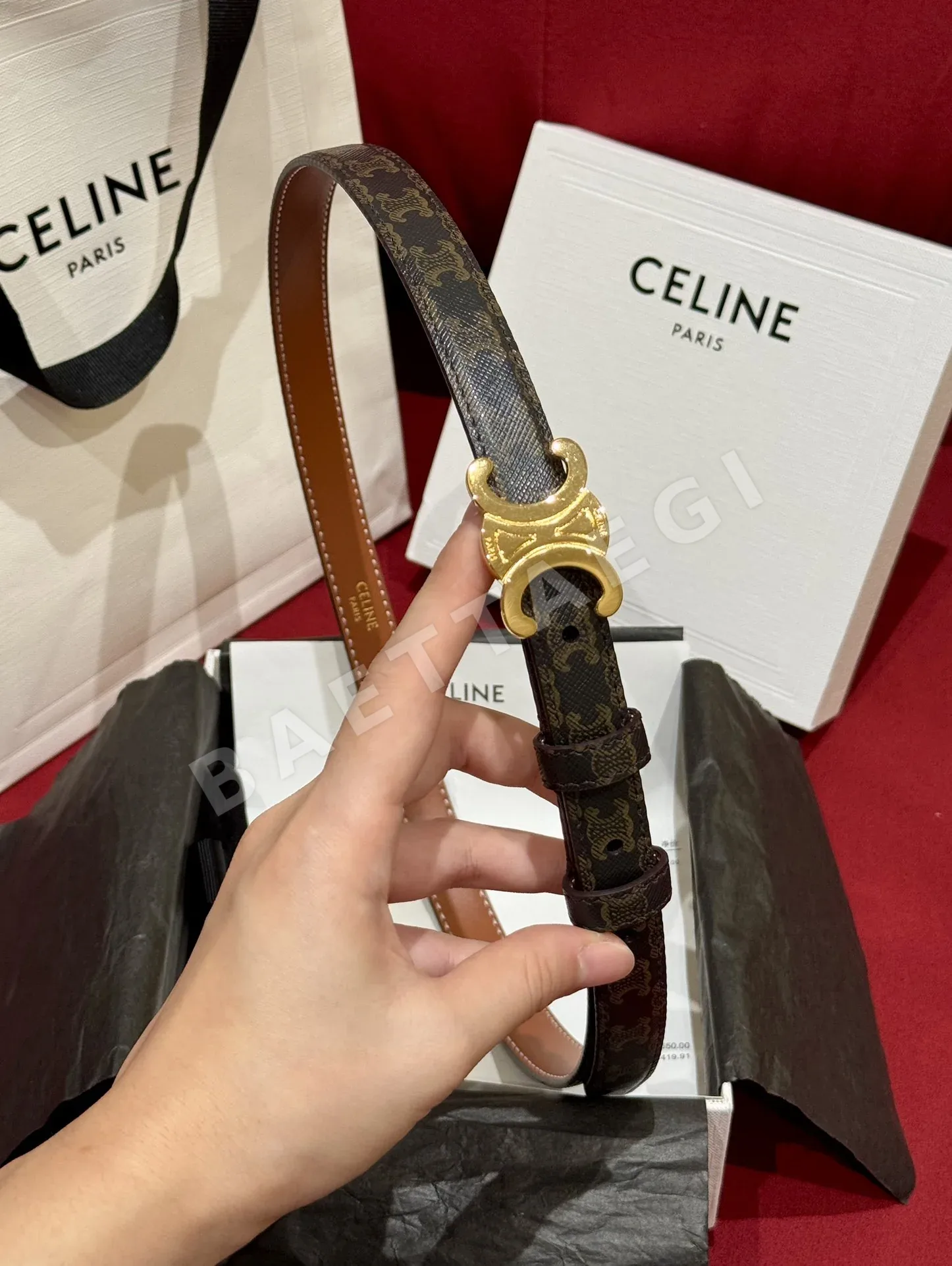 셀린느 트리옴프 양면 카프스킨 벨트 상세 이미지 3