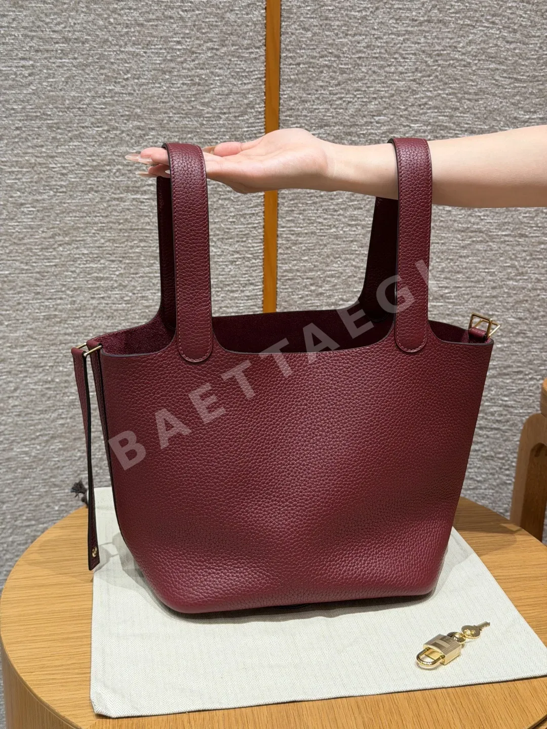 에르메스 피코탄 락 가죽 지갑 상세 이미지 3
