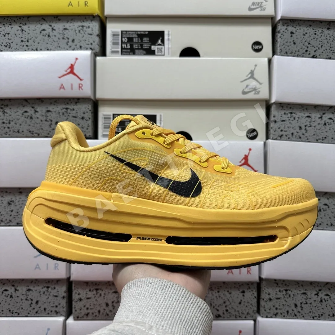 나이키 [5A] 보메로 프리미엄 옐로우 HQ2050-012 201646 Nike Vomero Premium 상세 이미지 4
