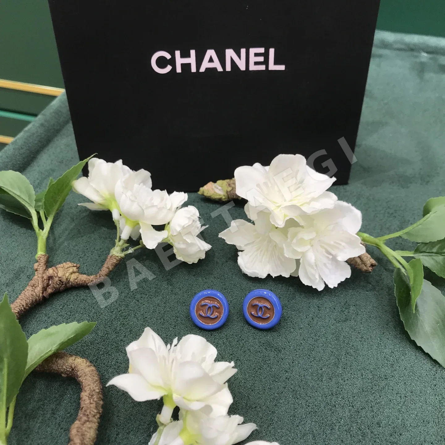 샤넬 블루 브라운 에나멜 더블 C 귀걸이 68828