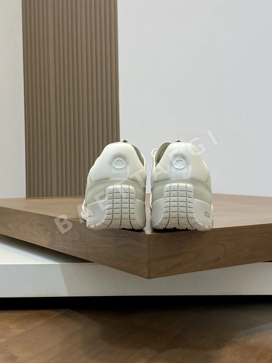 몽클레르 메시 네오프렌 남성 스니커즈 상세 이미지 8
