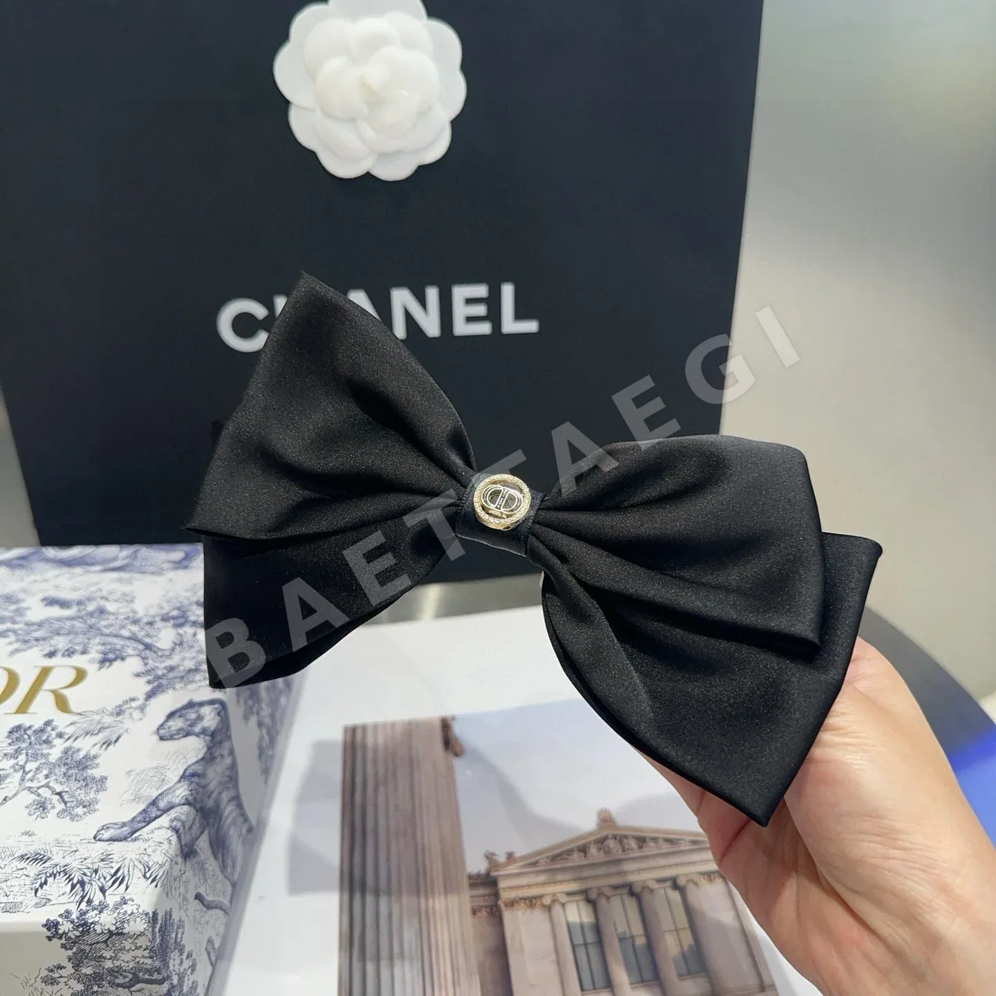 디올 CD 클립 헤어악세사리 상세 이미지 2