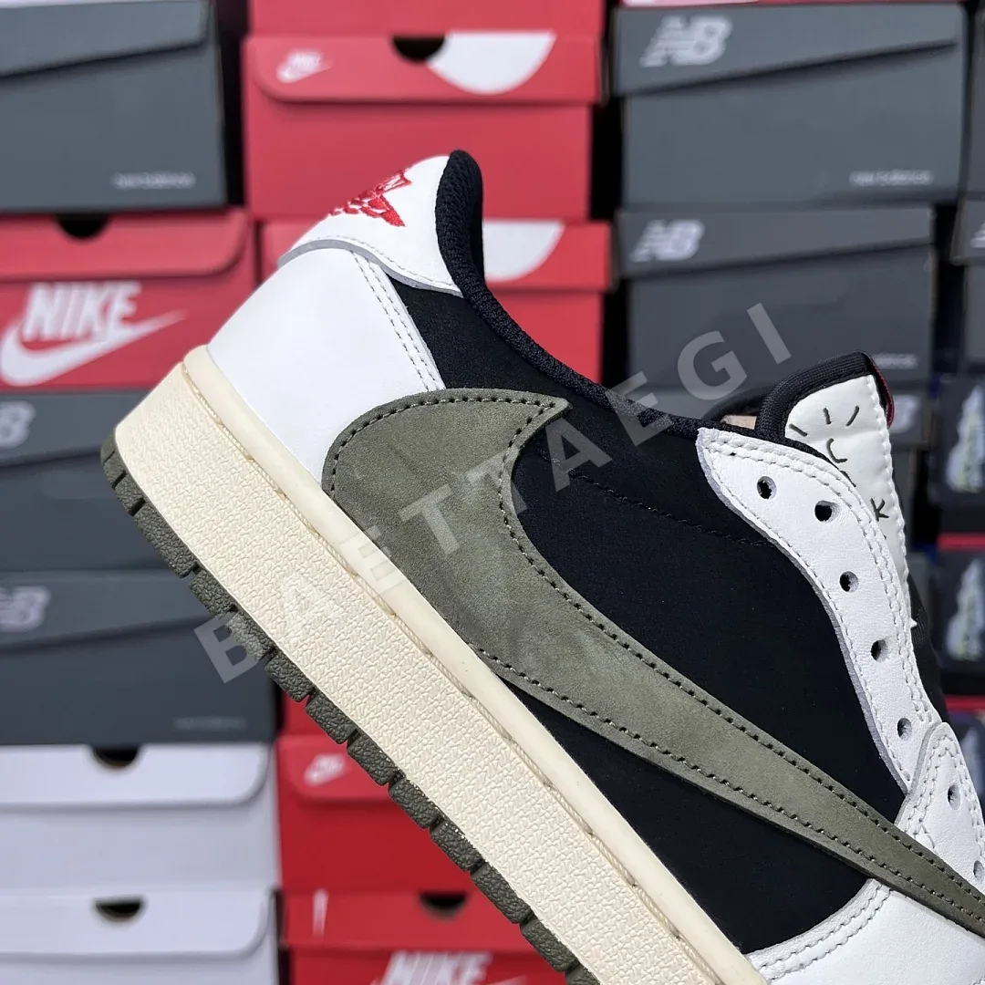 나이키 [FK] DZ4137-106 201833 Nike Travis Scott Olive 5.0 상세 이미지 2