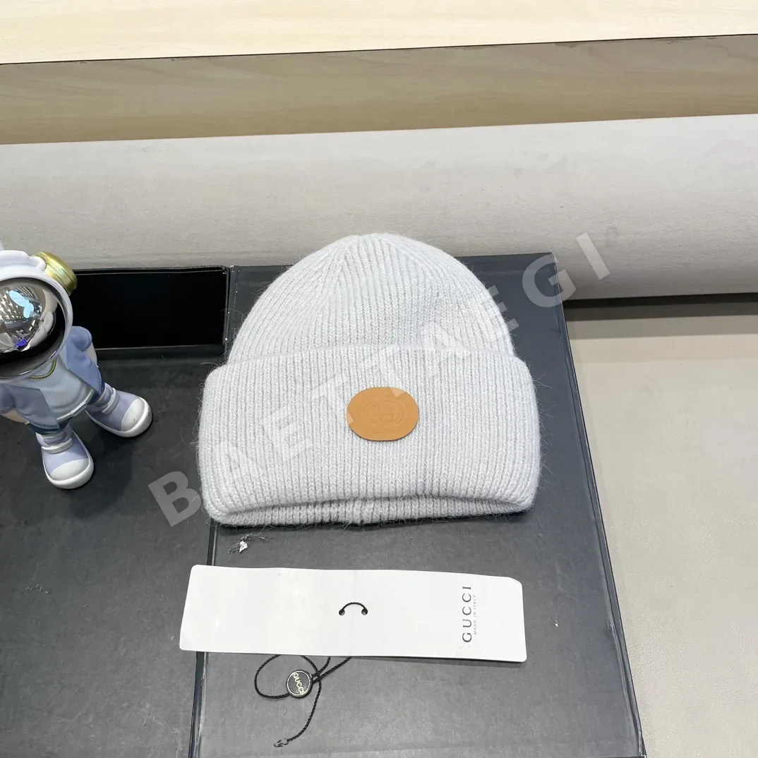 구찌 라지 헤드랩 니트 모자 185934