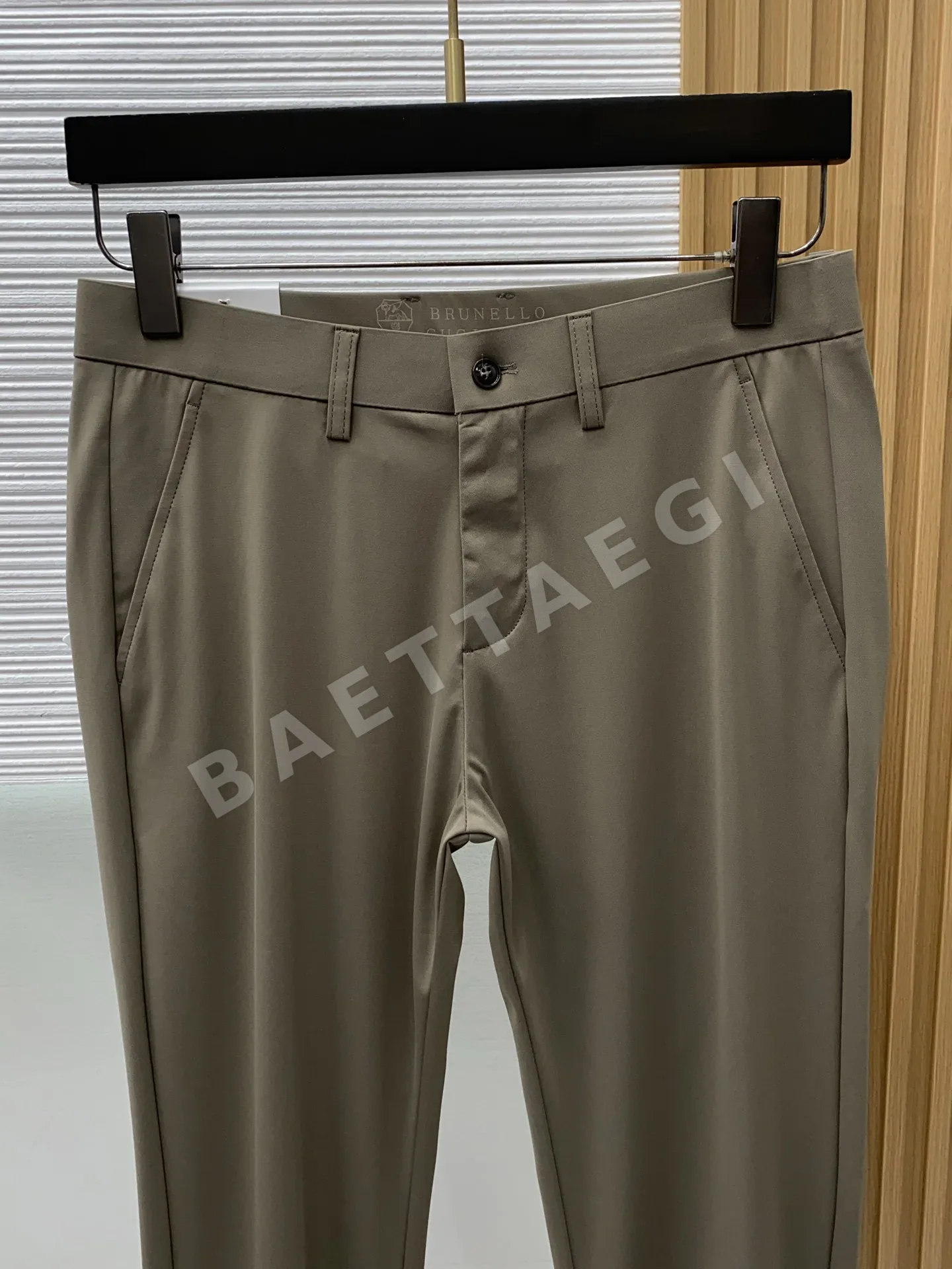 브루넬로쿠치넬리 워시 가공 남성 바지 상세 이미지 3