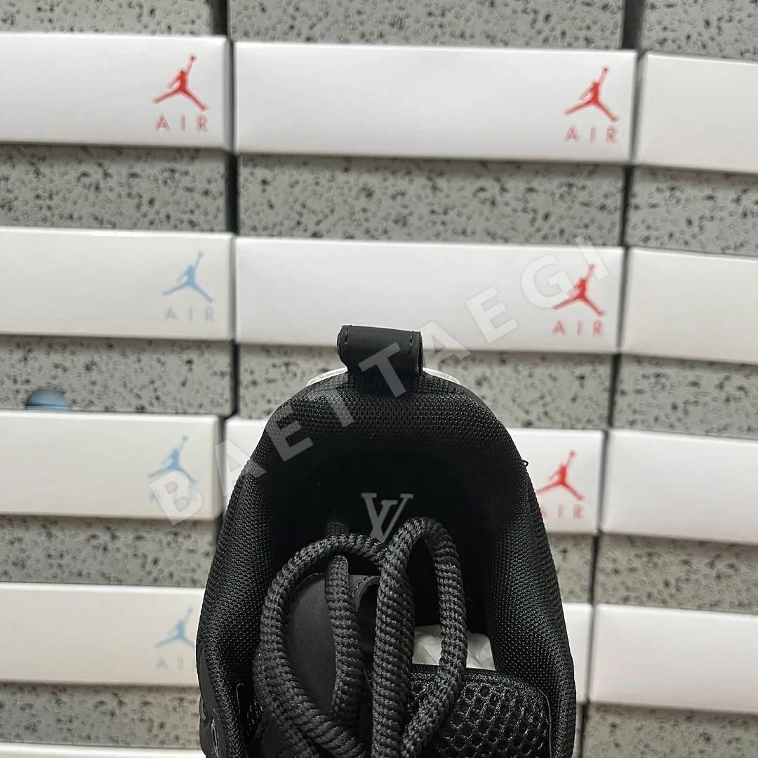 루이비통 [D1] V3 3 블랙 화이트 205857 Louis Vuitton V3-3 상세 이미지 4