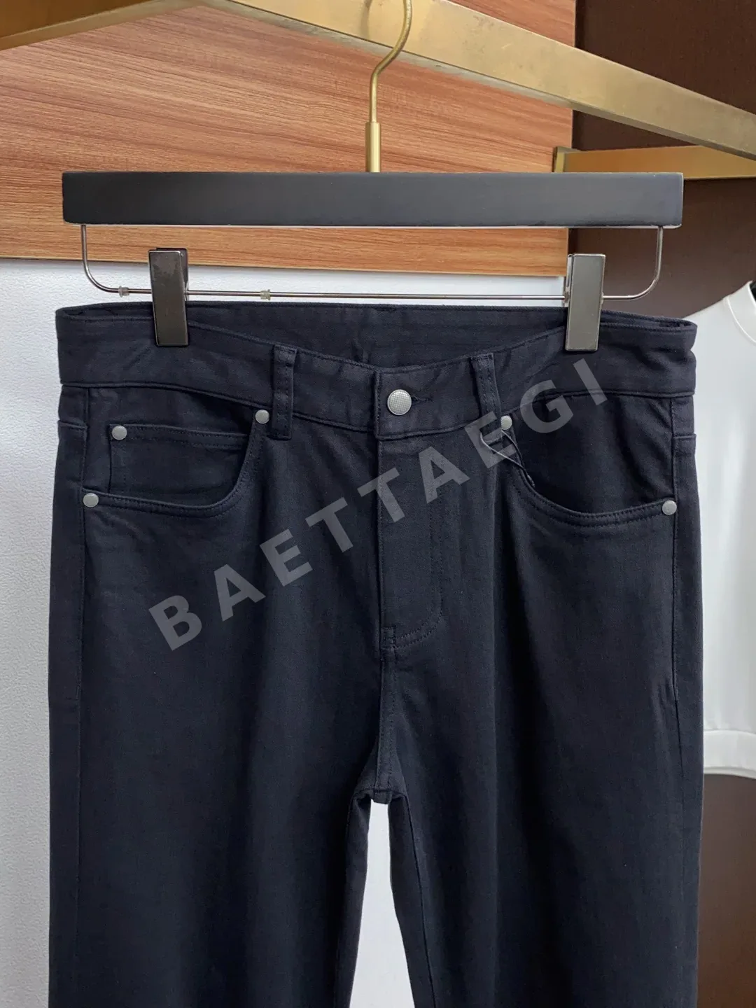 보테가베네타 블랙 스트레이트핏 남성 바지 상세 이미지 3