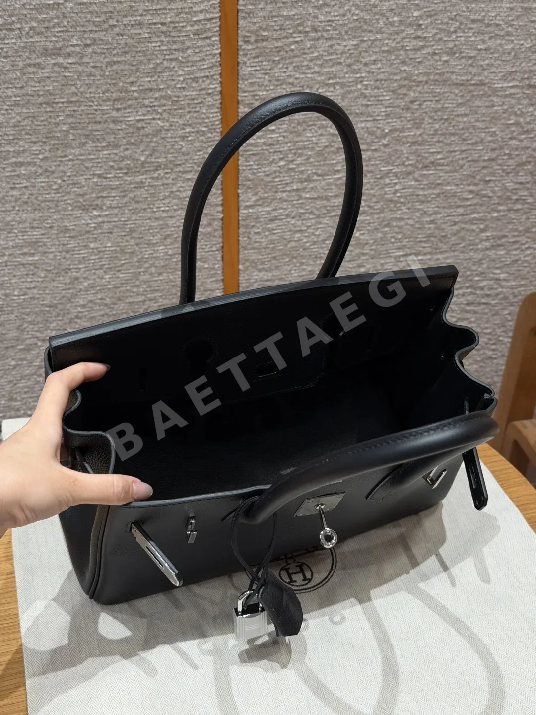 에르메스 버킨 숄더29 상세 이미지 5