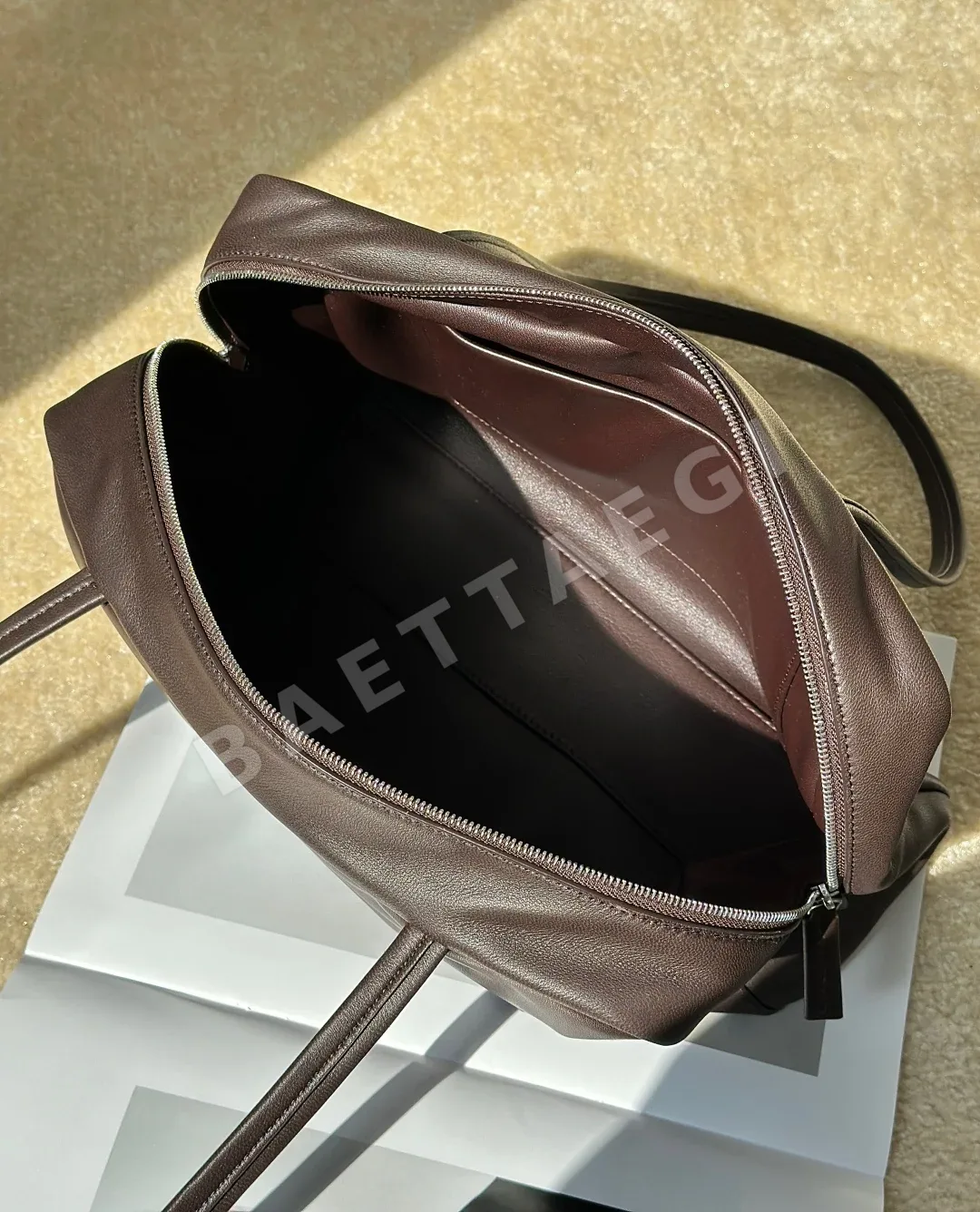 더로우 염색 램스킨 볼링백 상세 이미지 9