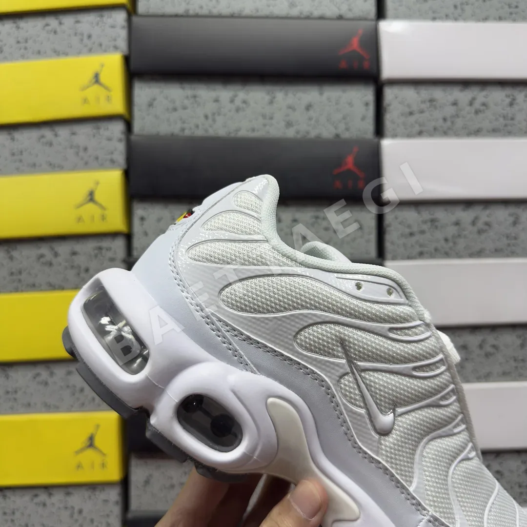 나이키 [BD] 에어 맥스 플러스 604133-139 201849 Nike Air Max Plus White 상세 이미지 7