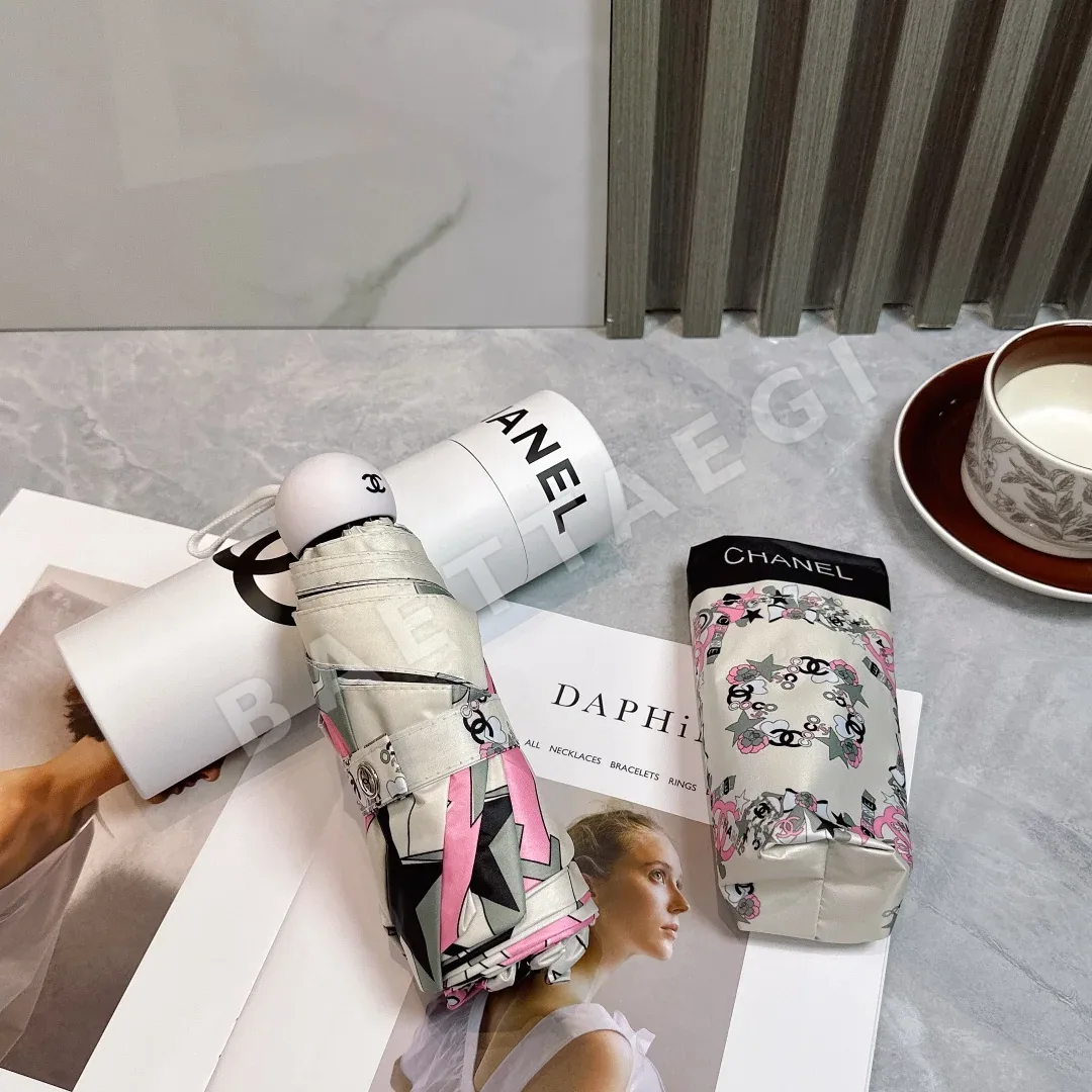 샤넬 5단 우산 85377