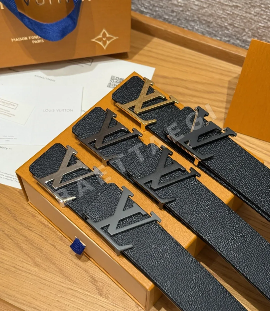 루이비통 이니셜 메탈버클 40mm 리버시블 벨트 상세 이미지 4
